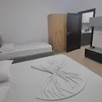 Vila Megi-Rent Room
