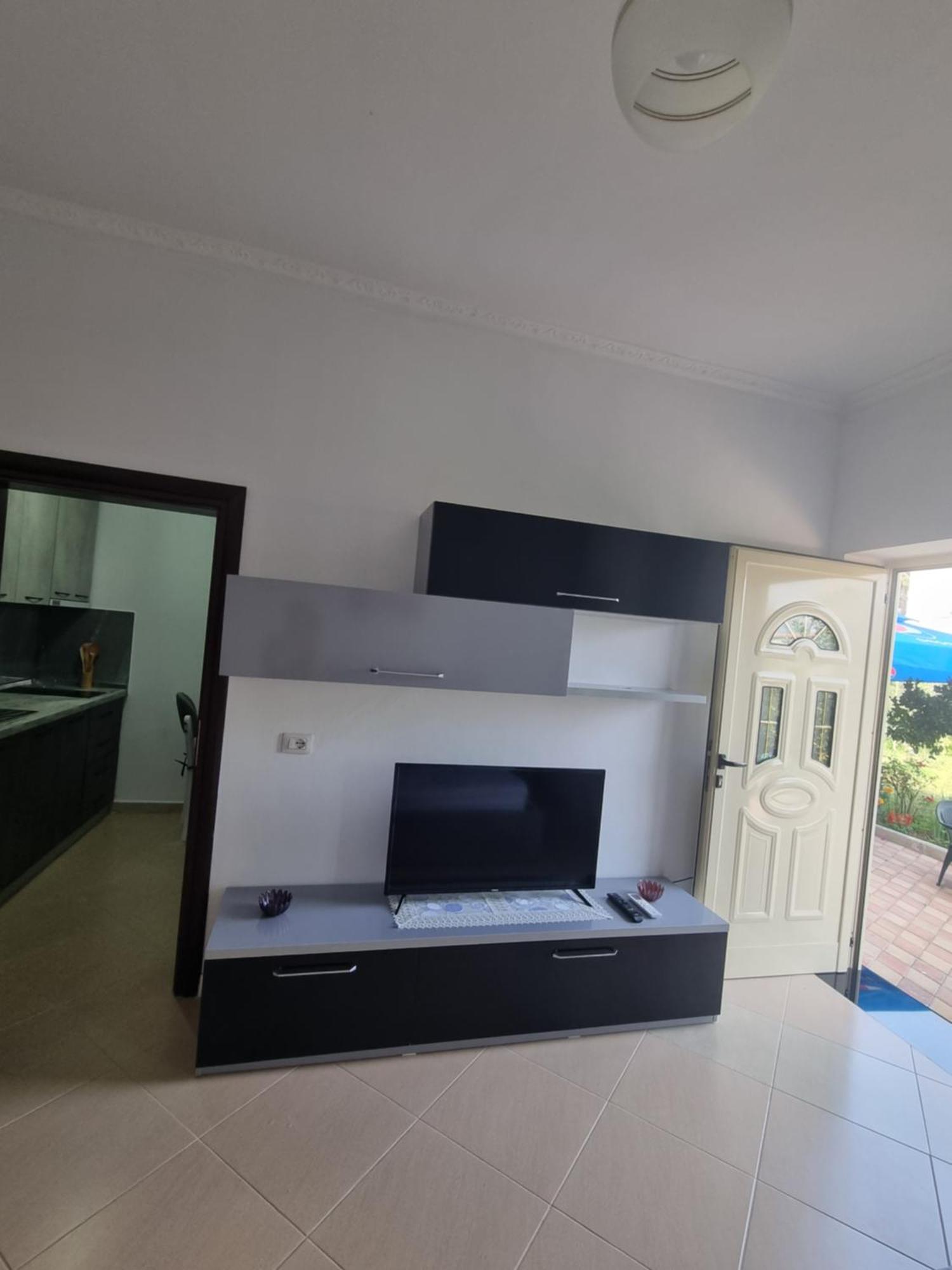 Megi-rent Apartament