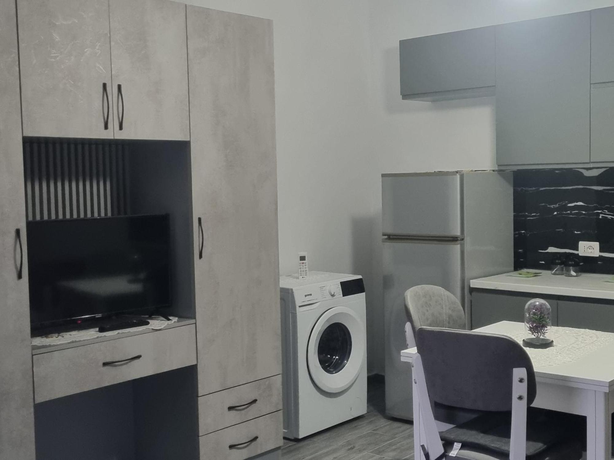 Megi-rent Apartament *